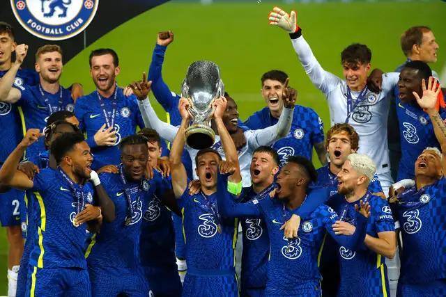 字母哥24+10雄鹿轻取黄蜂4连胜 魔术力克爵士